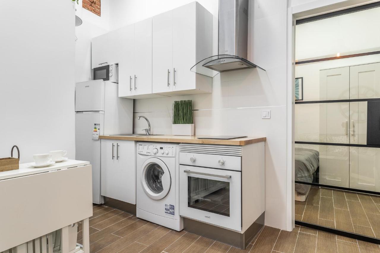 Precioso apartamento de 2 habitaciones Madrid Bagian luar foto